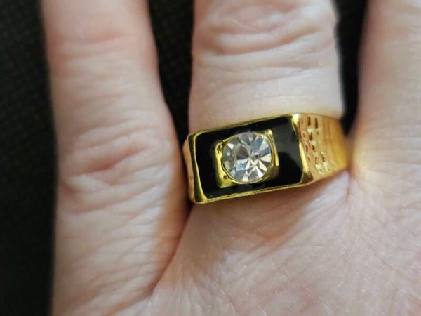 Unisex Modern Onyx-Style Statement Signet Ring