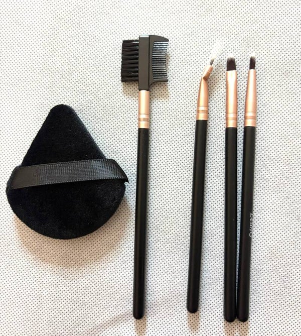5-Piece Essential Black Beauty & Brush Set