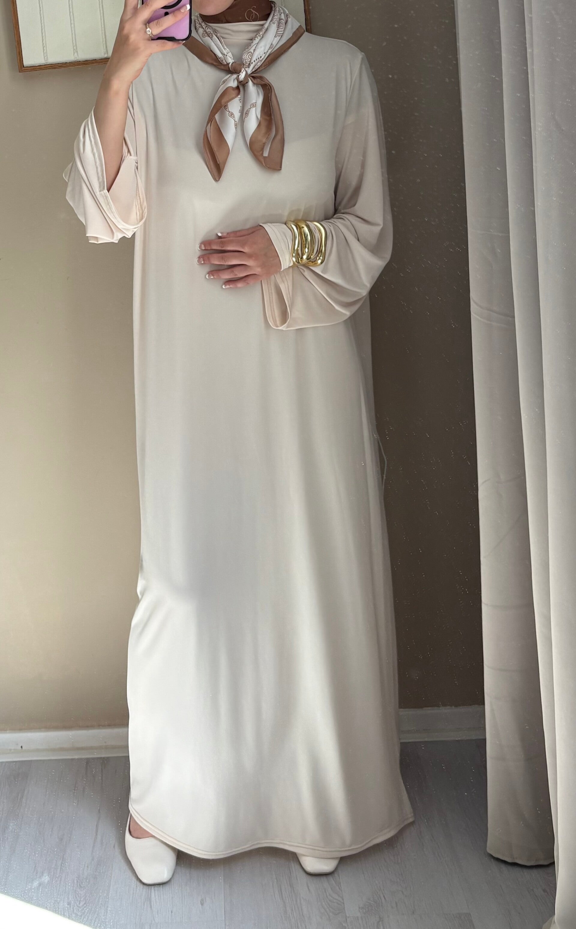 Abaya beige