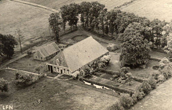 LFN luchtfoto boerderij Duurswoude