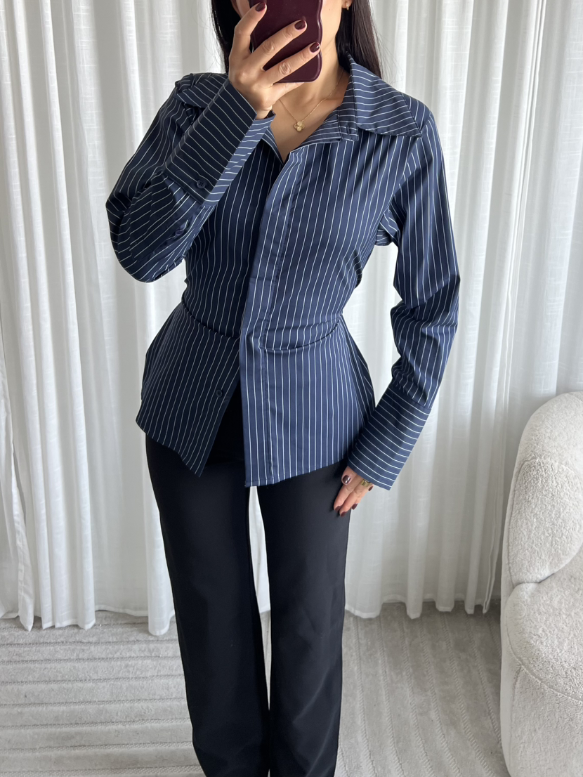 striped waist blouse