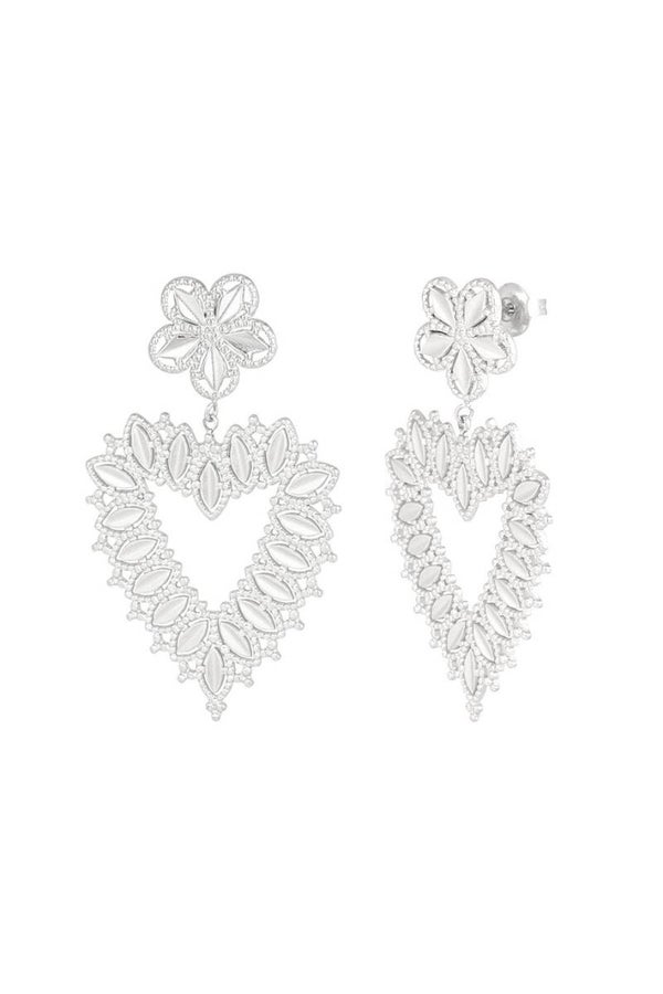 flower earrings with heart shape pendant - zilver