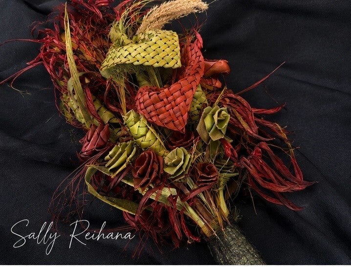 Harakeke bouquet - neutral, burnt orange