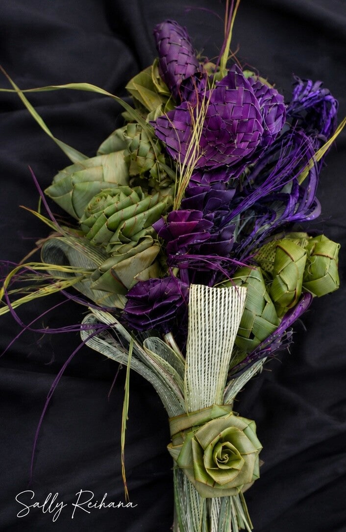 Harakeke bouquet - purple & green