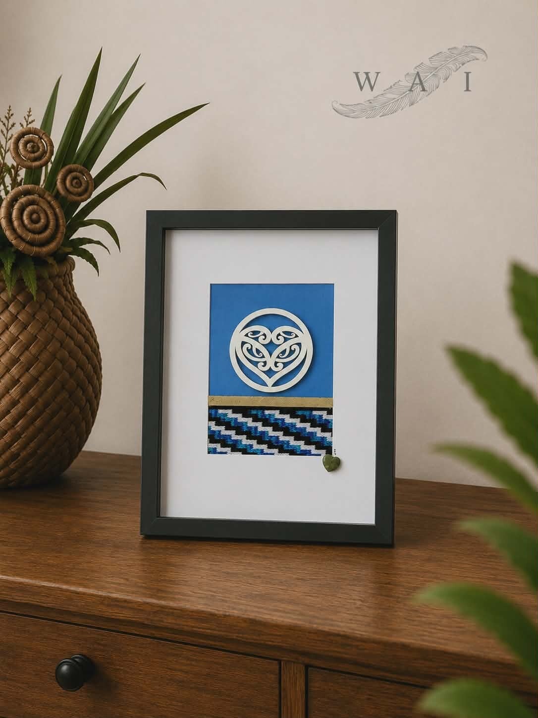Manawa - Heart (10) - White Manawa - Blue - Black
