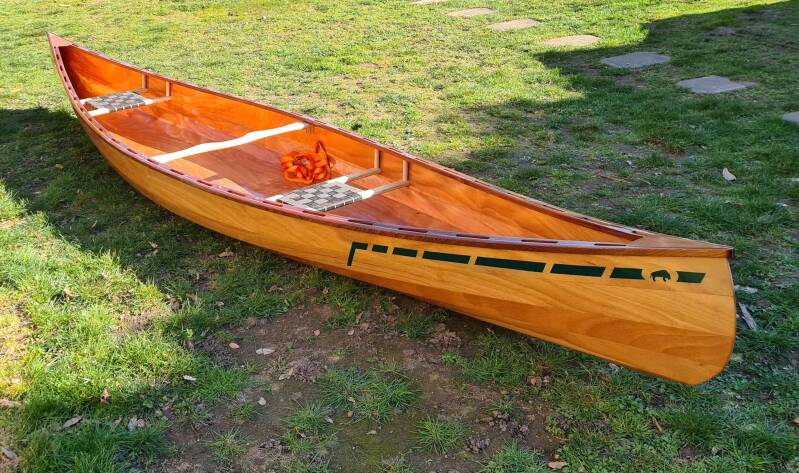 woodships bateaux canoe kayak aviron fabrication bois resine materiau composites artisanale