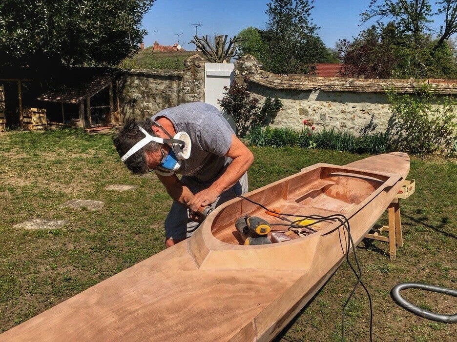 woodships bateaux canoe kayak aviron fabrication bois resine materiau composites artisanale