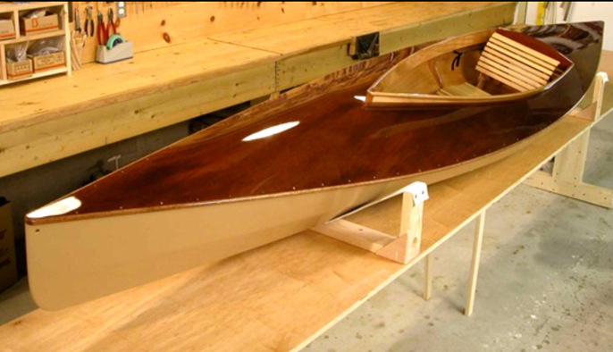 bateaux canoe kayak aviron fabrication bois resine materiau composites artisanale