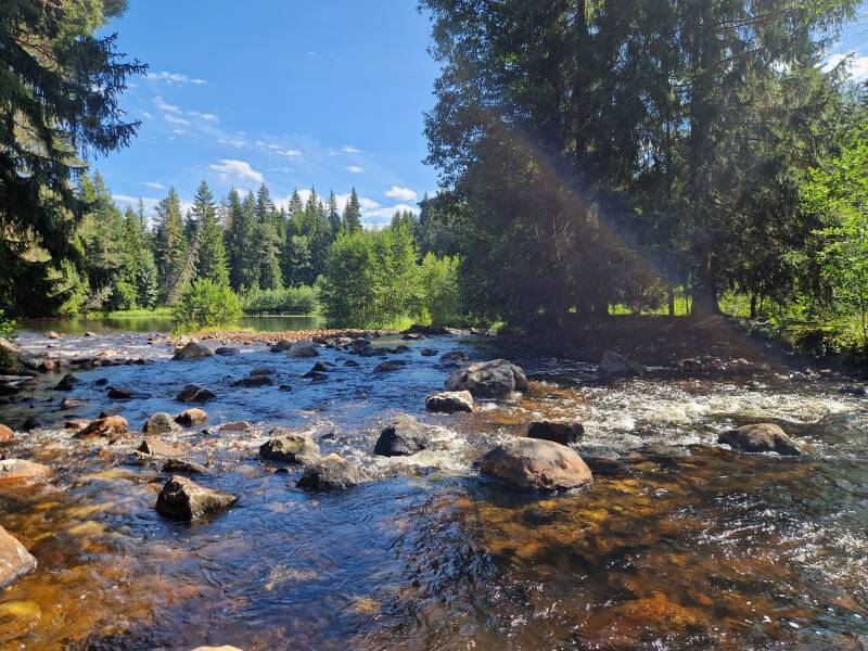 En restauerad sträcka i Hedströmmen vid Övre Borgfors