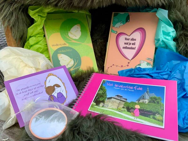 4 cadeautjes in 1 pakket