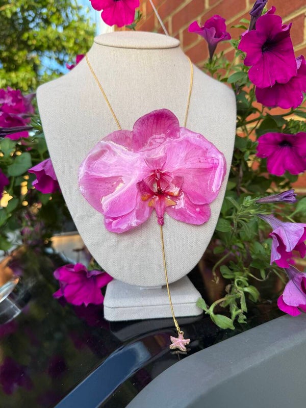 Pink Real Orchid with Gold Chain