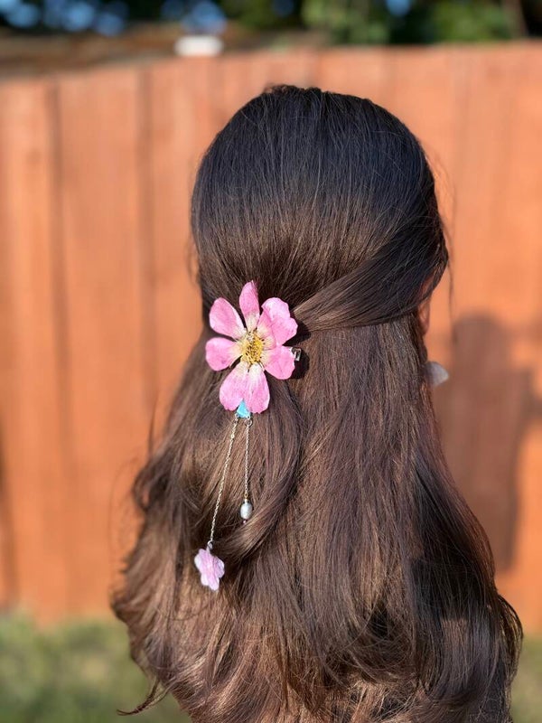 Hairclip made with real flower
