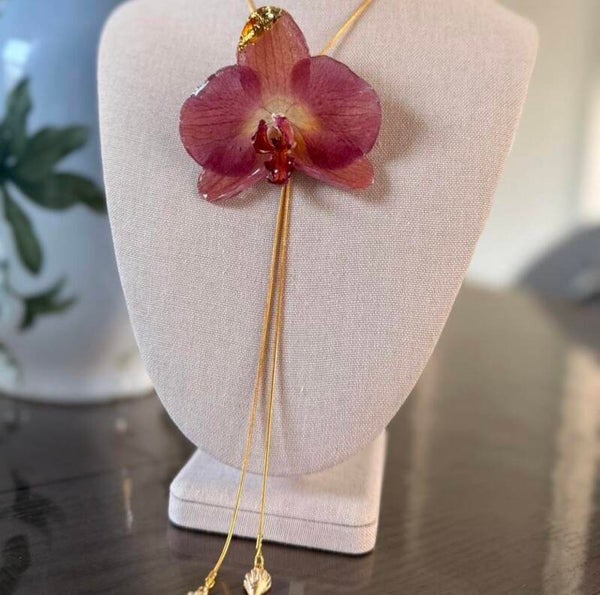 Gold Chain Necklace with A Real Preserve Orchid