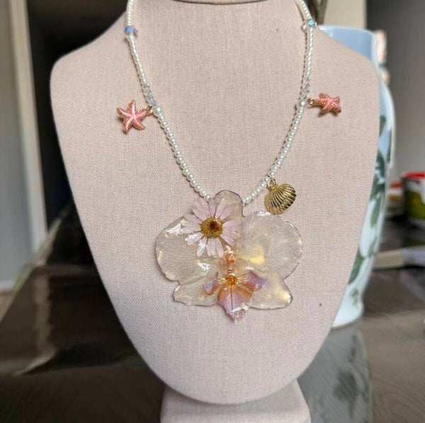 White Orchid Necklace