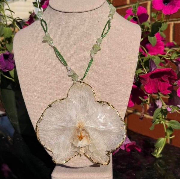 White Orchid Necklace with gold details
