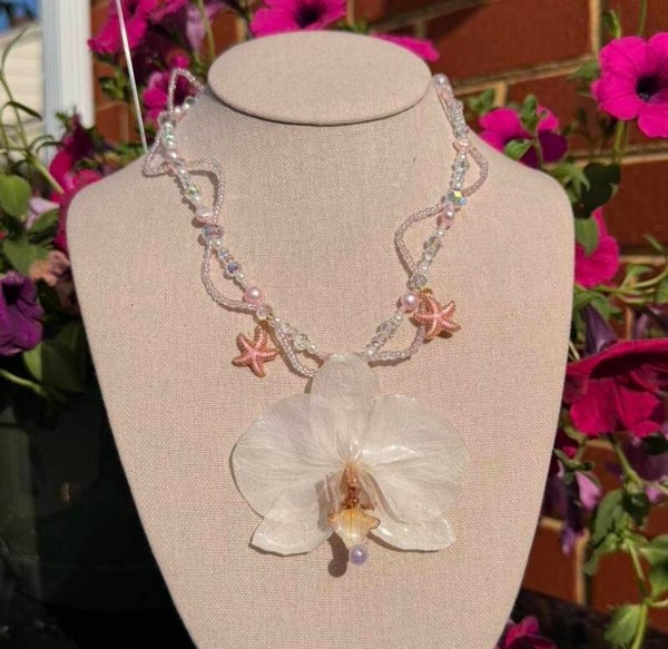 White Orchid Necklace