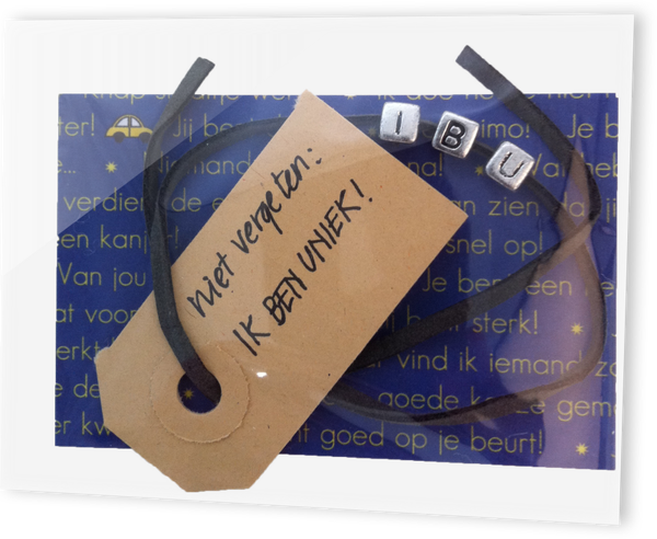 Armbandje 'I-B-U, Ik Ben Uniek'