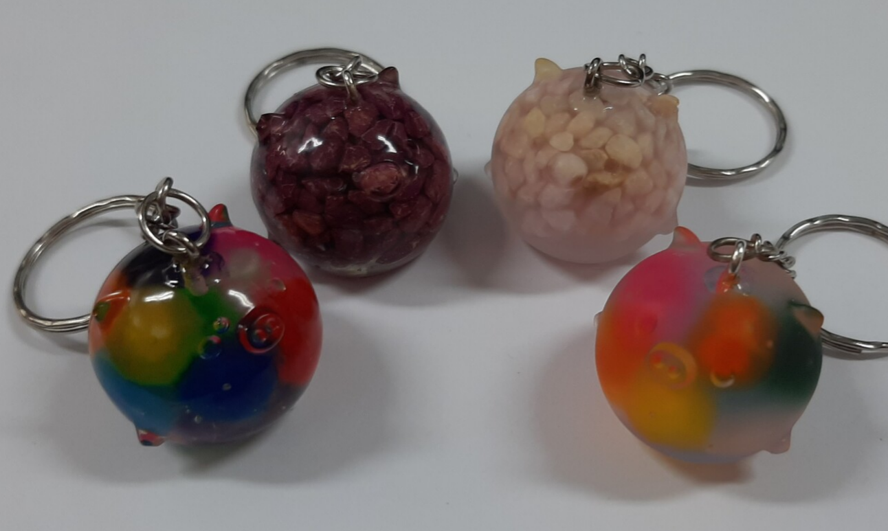 Schlüsselanhänger rundes, witziges Schweinchen