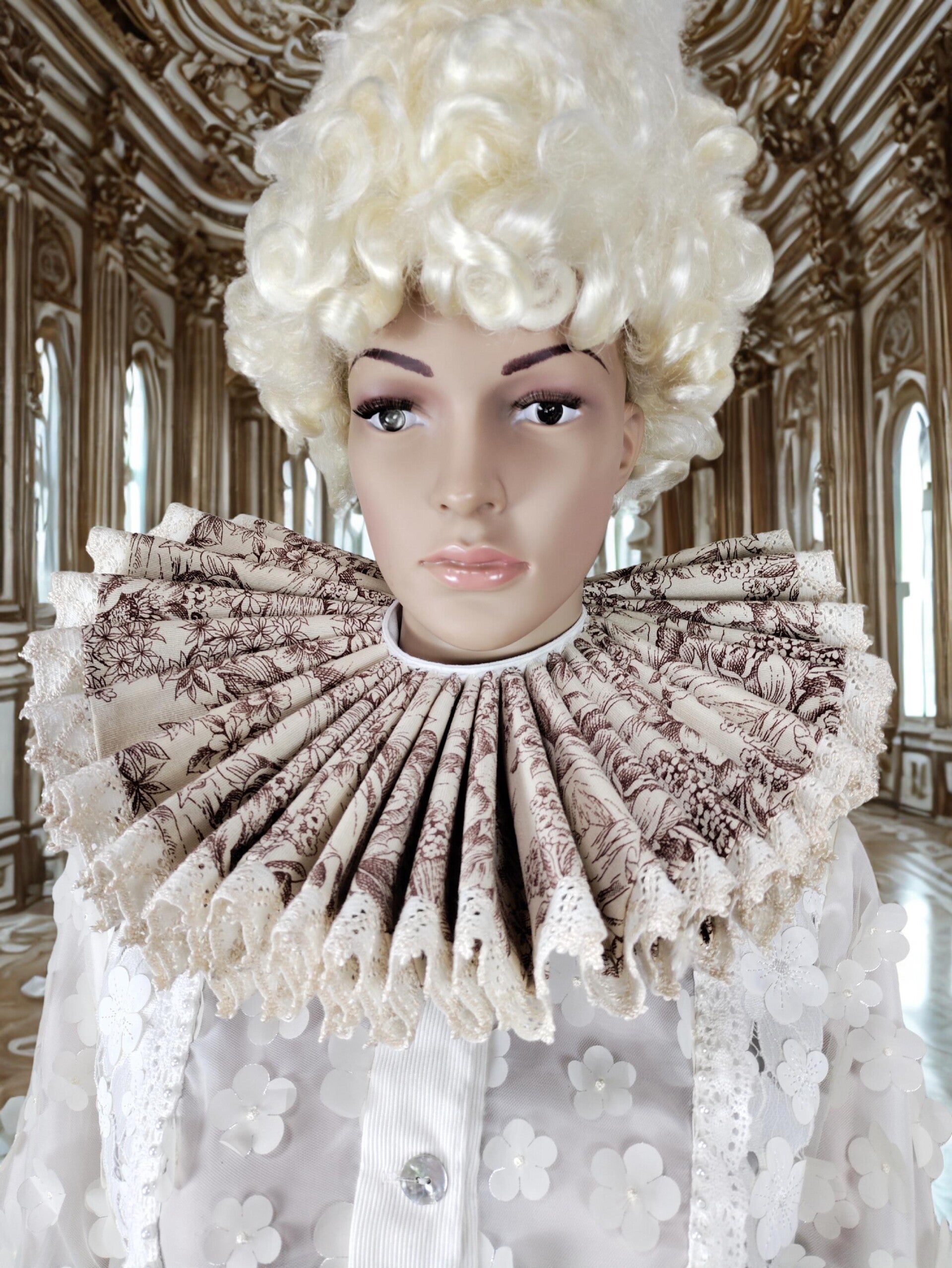 Baroque Ruff Collar Dramatic Fantasy