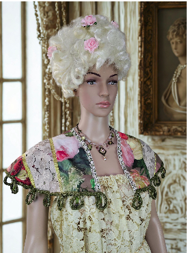 Vicotorian, Very Baroque Short Capelet