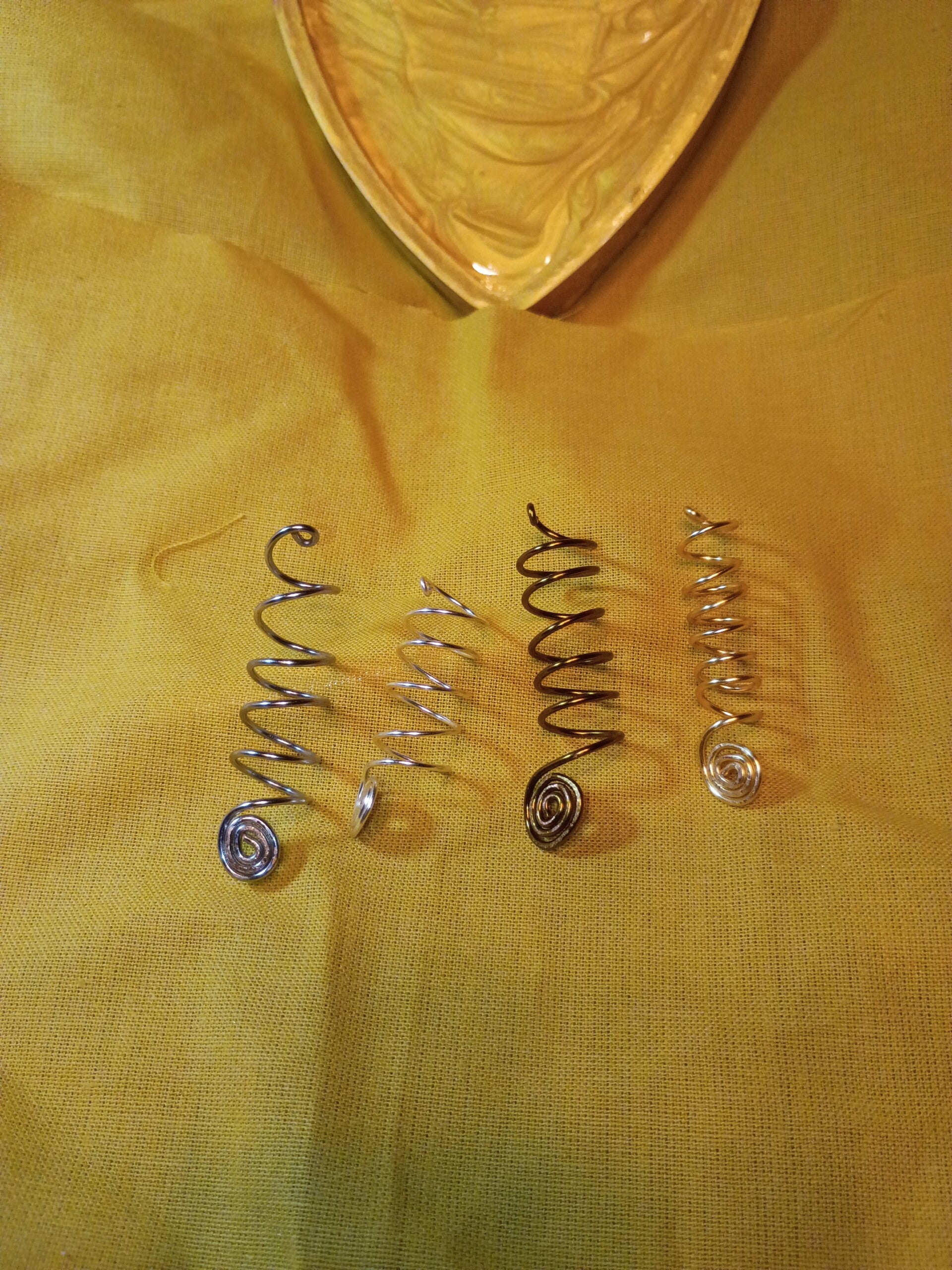 Wire hair wrap