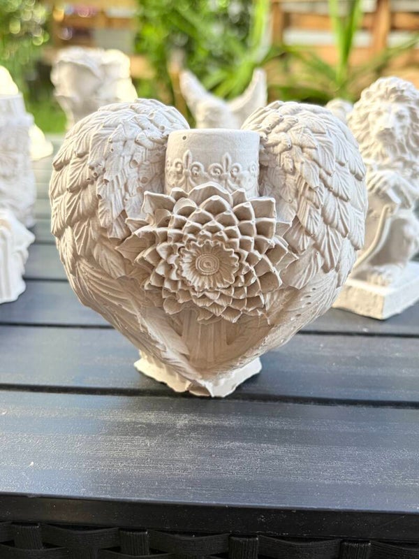 Flügel Herz mit Blume