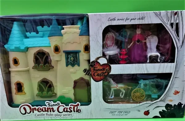 ZAMEK DLA LALEK Z FIGURKAMI + KAROCA I MEBELKI