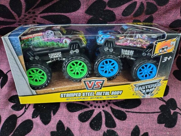 Zestaw Monster Truck Mastered Jump – Metalowe Auta z Amortyzatorami