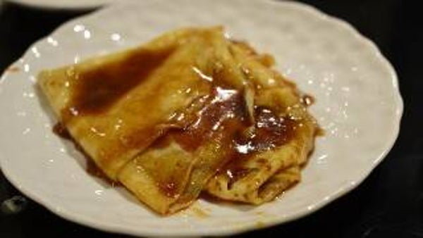 Cours de Pastries : Chocolate Soufflé, Crème Brûlée, and Crêpes Suzette