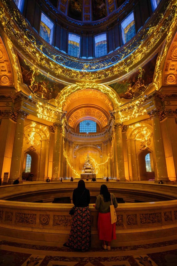 Dome des Invalides & Marie Curie Ghost
