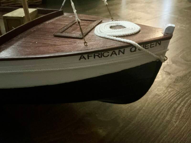 african-queen-4-standard.jpg