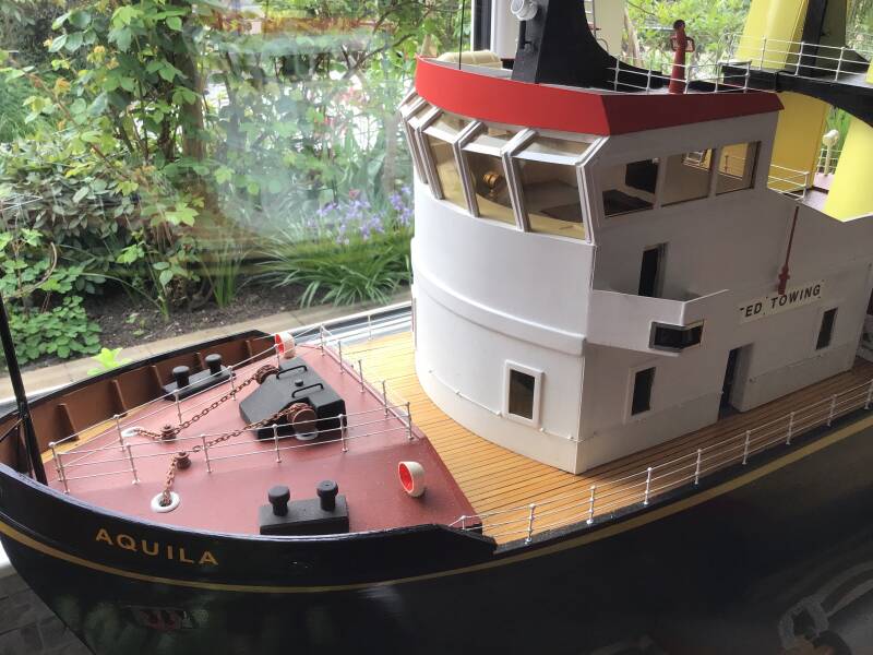 aquila-tug7-standard-dp43a3.jpg