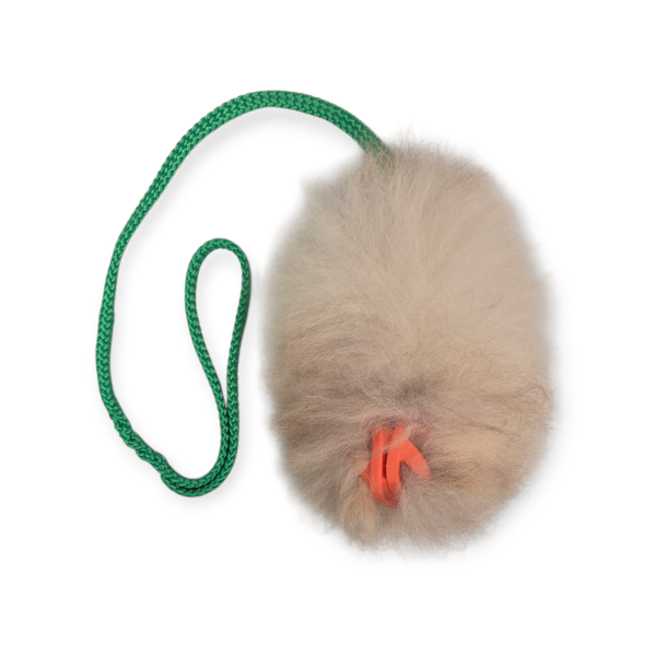 Koira dog collars tugtoy schapenvacht met Chuckit air bal