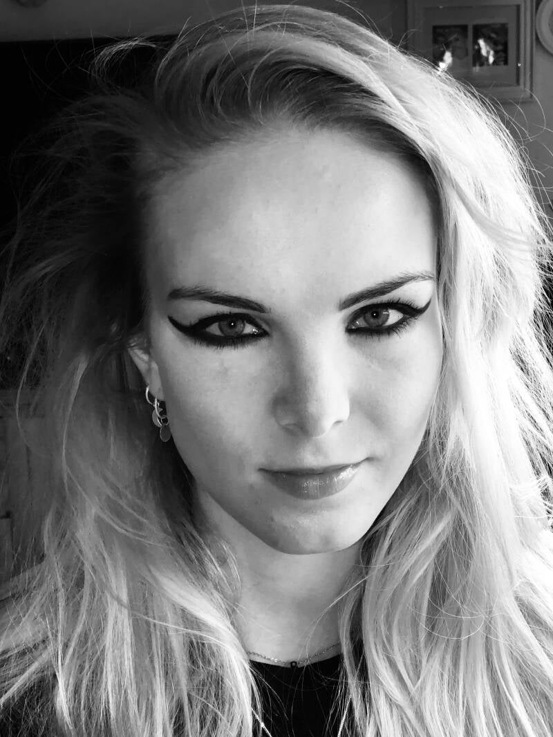 Haar en make - up look : Cateye