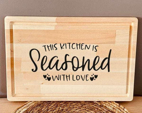 Snijplank : This kitchen is seasoned with love