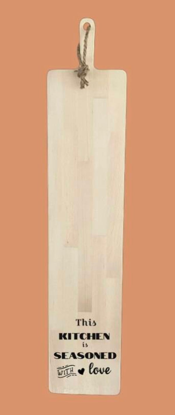 Tapasplank : This kitchen is seasoned with love