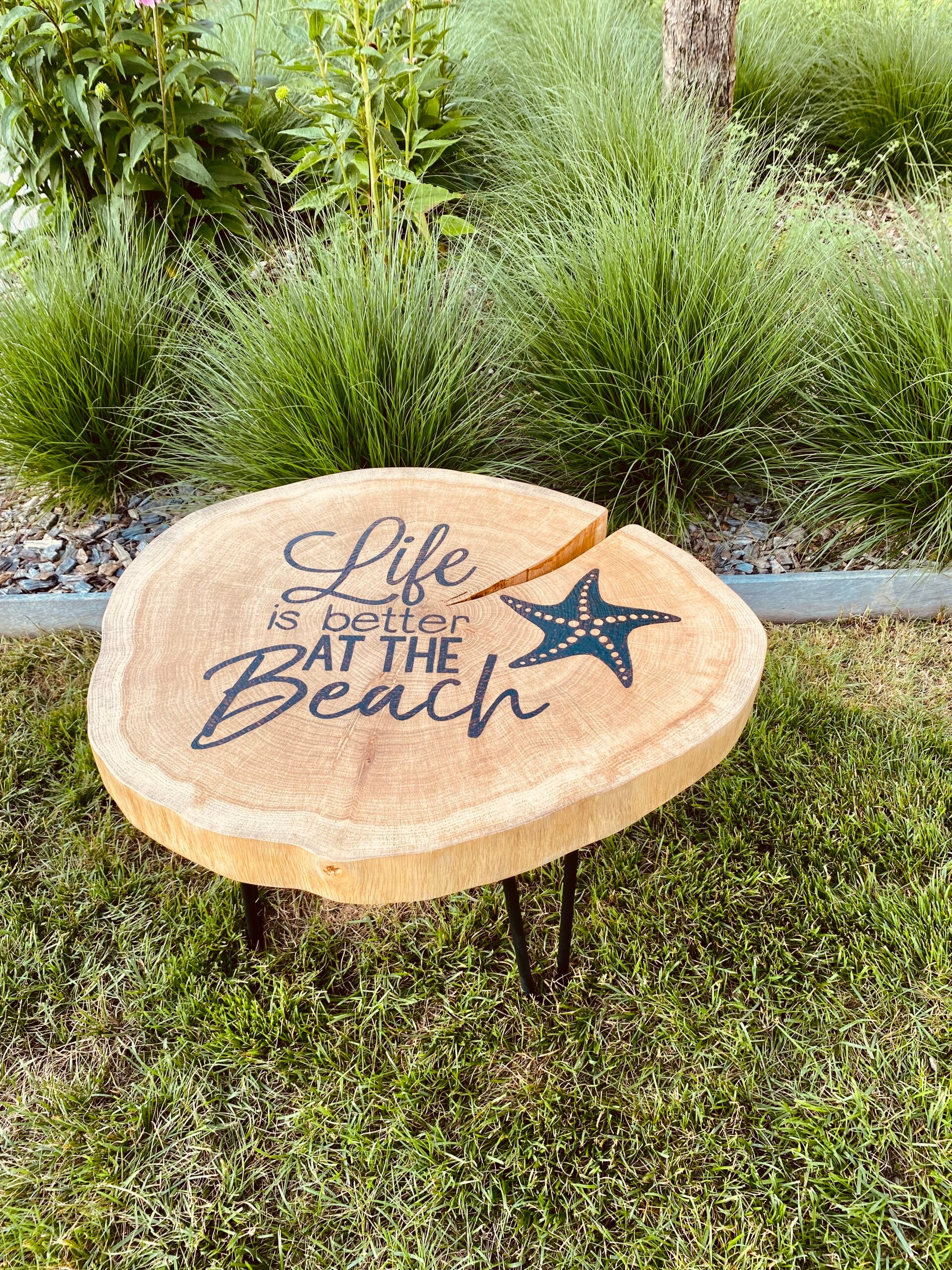 Bijzettafeltje : Life is better at the beach