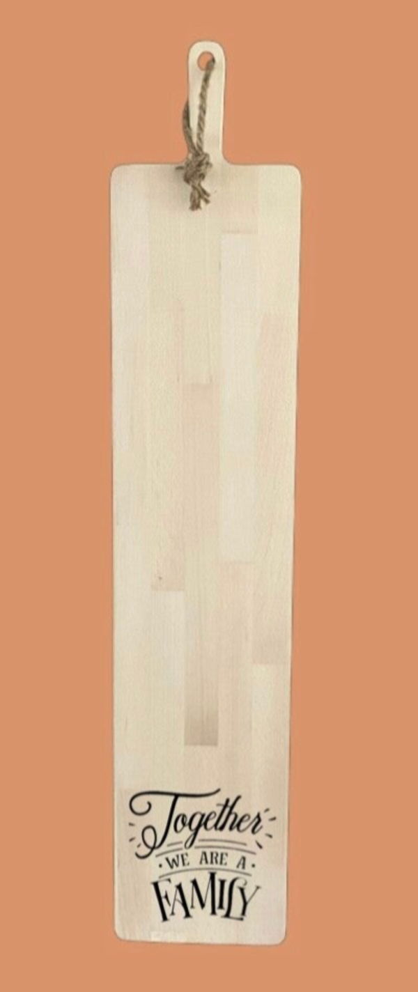 Tapasplank : Together we are a family