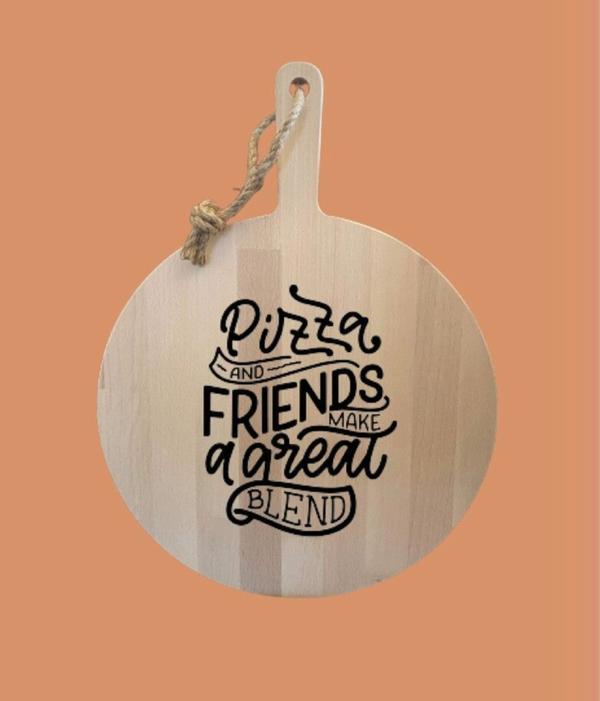 Ronde plank : Pizza and friends make a great blend