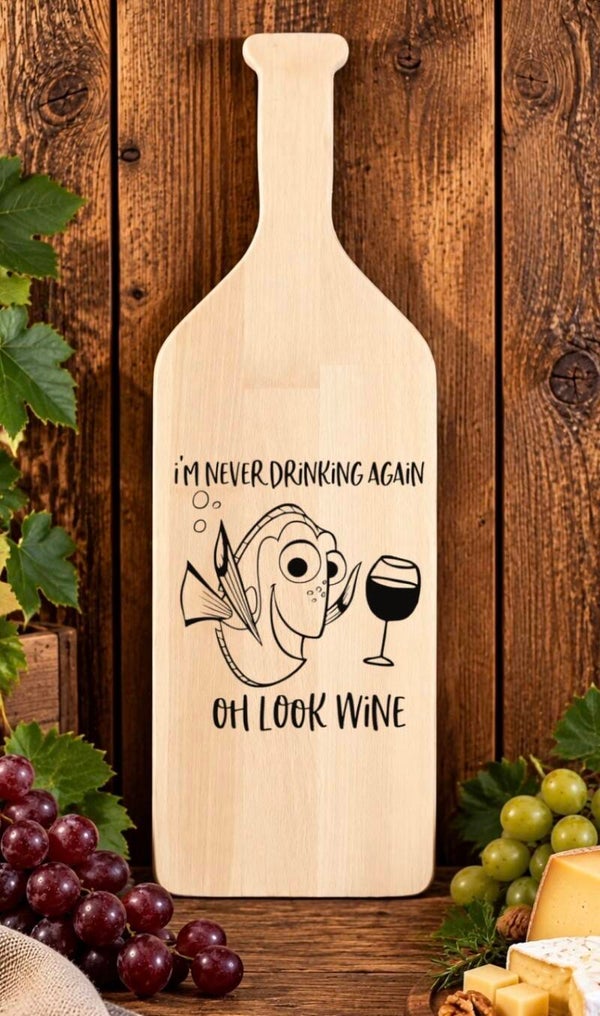 Fles-tapasplank : I’m never drinking again. Oh look wine.