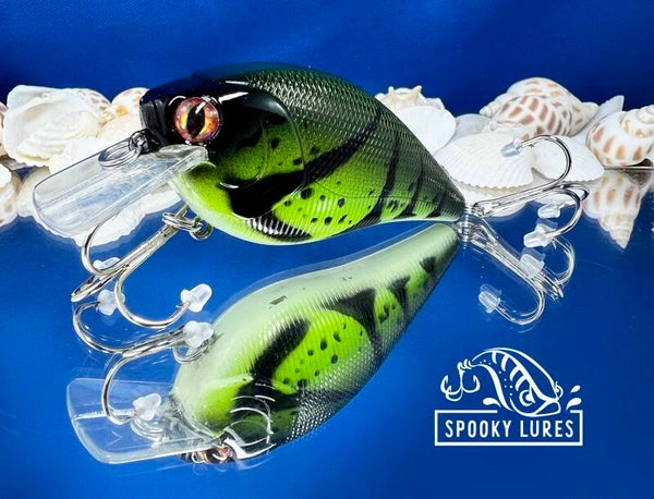 2.5 inch square bill - Green fading to light green with black craw pattern