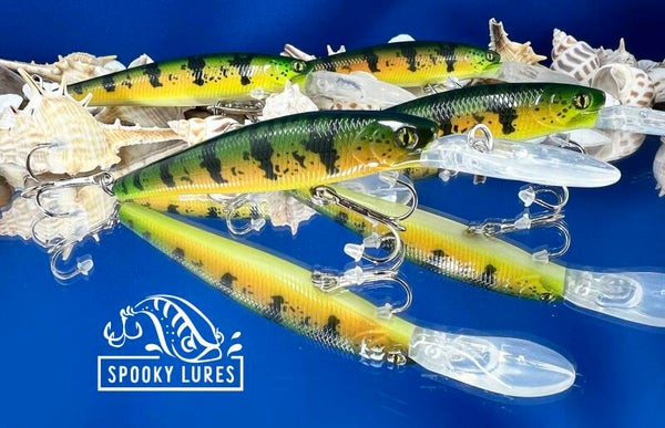 3.5 inch Medium Diver - Dark green to yellow fade - green perch pattern