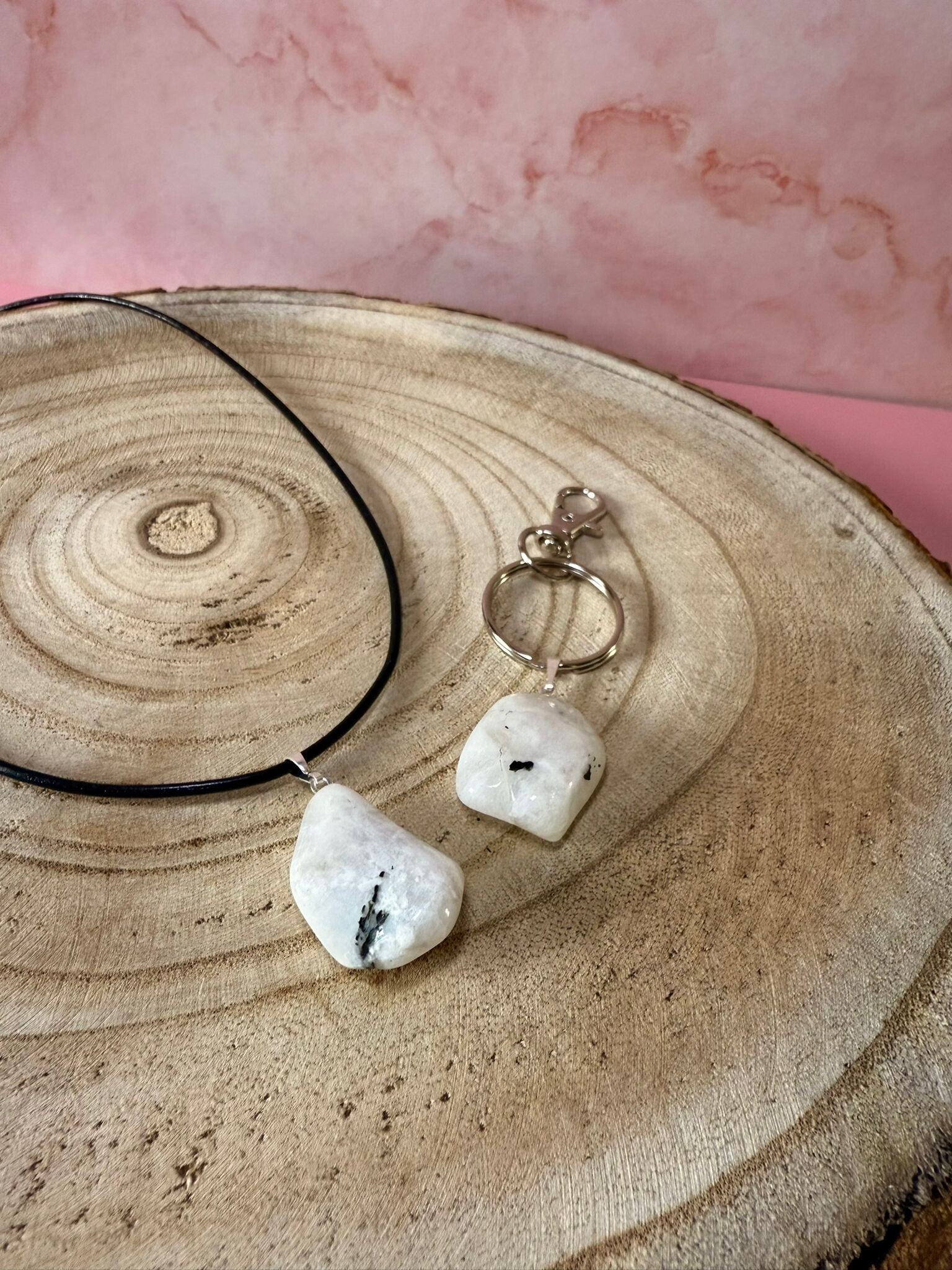 Regenbogen-Mondstein Anhänger