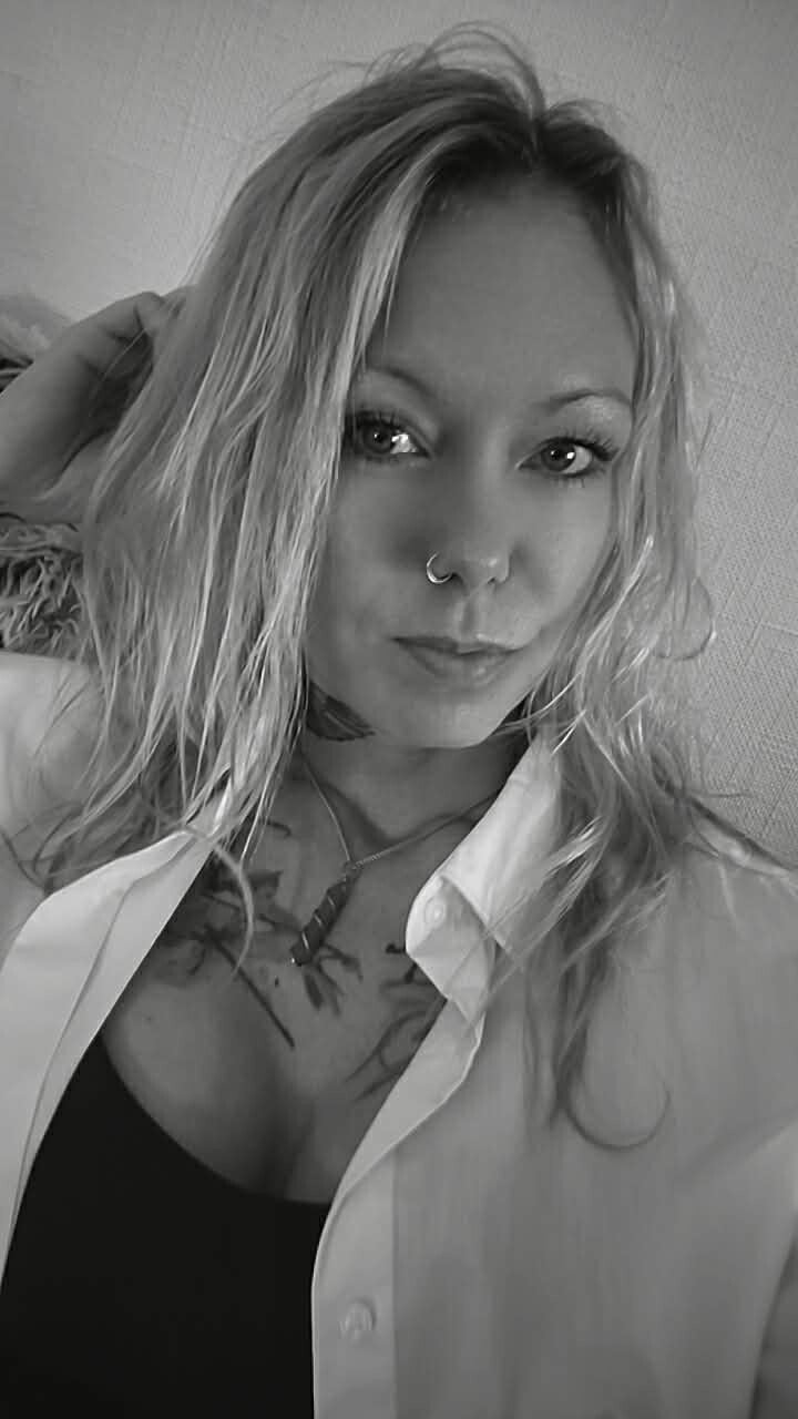 Svea, founder of Sveas Alchemy
