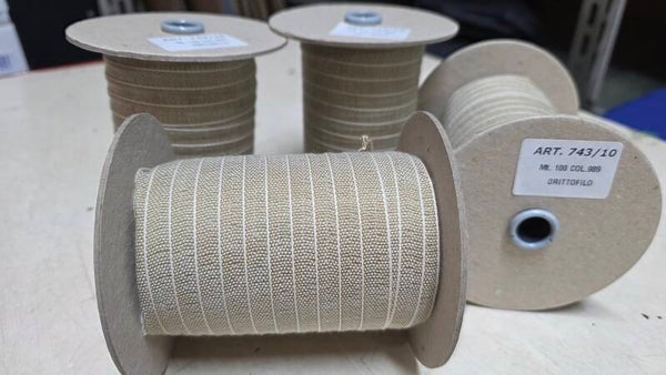 Art. 156  Drittofilo usolino  cm. 1  Rocche da 100 mt