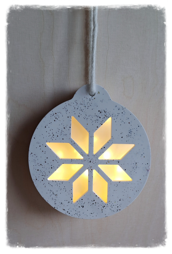 Weihnachtsaufhänger silber schimmer