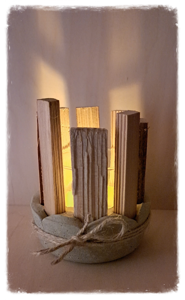 Betonholzkerzenhalter