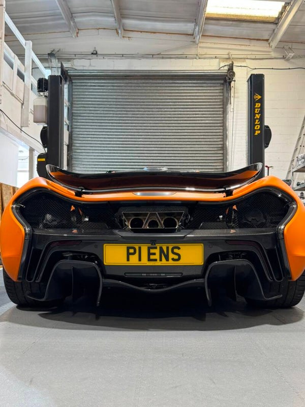 McLaren P1