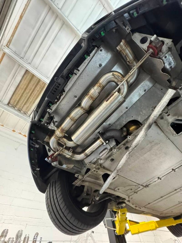 Lotus Emira v6