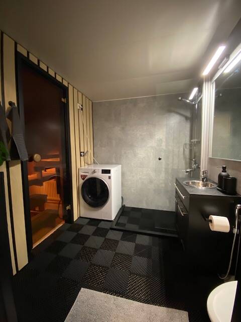 Raahen Honkamaja pesuhuone